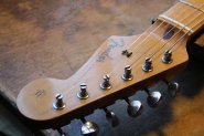 Fender Japan ST57-500T-2.jpg