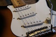Fender Japan ST57-500T-29.jpg