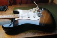 Fender Japan ST57-500T-37.jpg