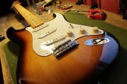 F.STRAT EJ 2013-6.jpg