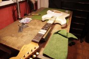 Fender Japan Stratocaster 2000-1.jpg