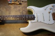 Fender Japan Stratocaster 2000-4.jpg