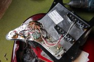 F.Strat Deluxe 2006-8.jpg