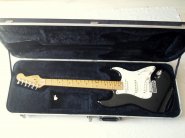 Fender-Stratocaster-USA-1989.jpg