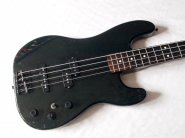 Fender-JazzBass-Special.jpg