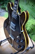 Gibson ES-335_1970-11.jpg
