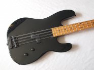 Charvel-bass-1B.jpg