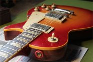 Gibson LP Standard 1977-3.jpg