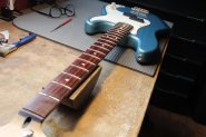 Fender PB MEX 1995-8.jpg