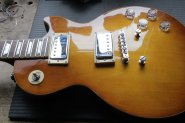 EPIPHONE LP Standard-2.jpg