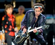KeithRichards22PA271010-696x571.jpg