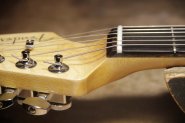 F.Strat Deluxe 2016-5a.jpg