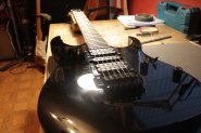 Ibanez RG Black-6.jpg
