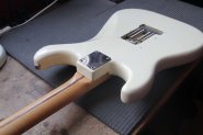 Squier by Fender 1984-6.jpg