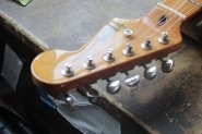 F. SQIUER Stratocaster-1.jpg