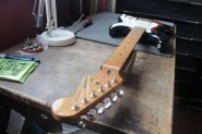 F. SQIUER Stratocaster-2.jpg