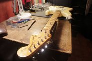 Fender JAPAN Yngwie Malmsteen-1.jpg