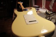 Fender JAPAN Yngwie Malmsteen-8.jpg