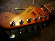 F.strat RE57 1982-1.JPG