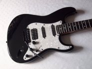 Schecter-strat-usa-black.jpg