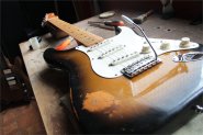F.strat RE57 1982-47.JPG
