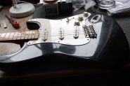 F.Strat re'57 1990-15.jpg