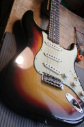 F. STRAT 1964 -2.jpg