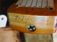 F.strat RE57 1982-25.jpg