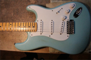 F.Strat RE57 2005-16.jpg