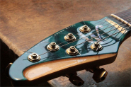 BR.MOORE guitars-11.jpg