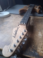 WASHBURN N4 USA Left-5.jpg