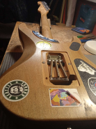 WASHBURN N4 USA Left-8.jpg