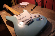 F.Strat RE57 2005-2.jpg