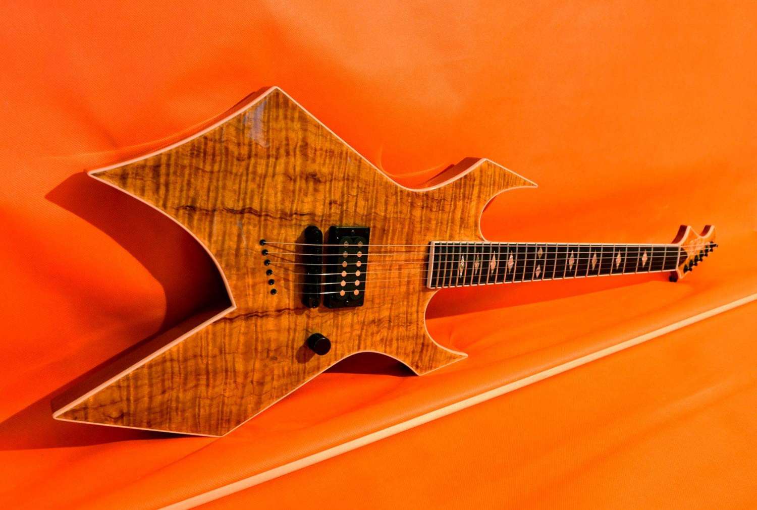 USA B.C. Rich Warlock Handcrafted Customshop - commerce.instruments ...