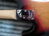 Продаю бас FENDER American Deluxe Precision (USA) РЕДКАЯ юбилейная модель !!!!! 368604-7