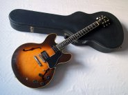 Gibson-ES335-Pro-1981.jpg