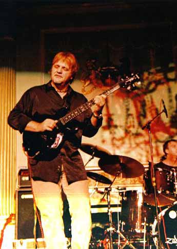 Фрэнк Гамбале  на международном гитарном фестивале в Бате. 2000 г.